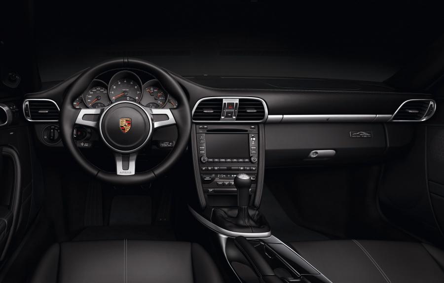 Porsche 911 Black Edition 2011 года  (фото 7 из 10)
